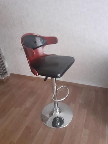 firlanan stol: Bar taburesi – tənzimlənən hündürlüklü, fırlanan model. - Oturacaq və — 4