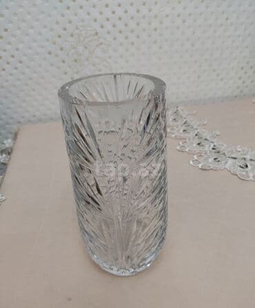 işlənmiş ev əşyaları: Ağ Güldan — 1