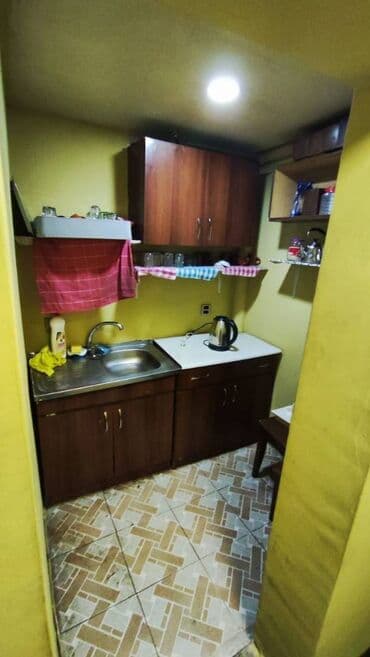 киоск в аренду: Play station club icarəyə verilir. Divanlar, stollar, havalandirma — 4