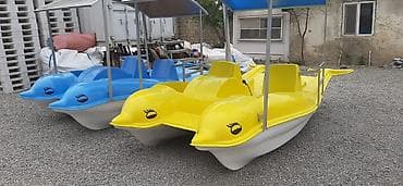 Katamaran. 4 nəfərlik. Pedal ilə. Ailəvi istirahət. Çatdırma pulsuz