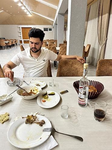 Спорт и отдых: Satılır: Kitablar toplusu 1) Dövlət xərclərinin idarə edilməsi və — 10