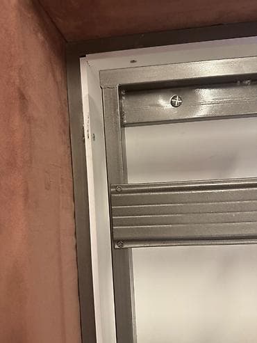 qız ucun yataqlar: Genc usaq yatağı. 130 eni.2 m uzunu.Mebel fabrikində yığılıb. Matras — 8