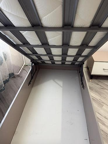 islenmis matras: İşlənmiş, Təknəfərlik çarpayı, Bazalı, Matras ilə, Siyirməsiz — 2