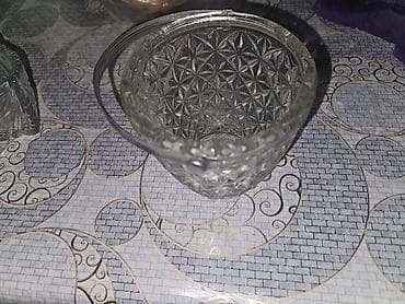 konfet qabi: Xrustal Konfet qabı Təcili Satılır Qiyməti 30 Man Nağd Alıcıya — 1