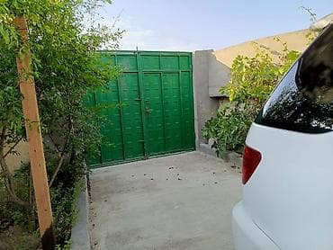 zigda heyet evi: Hövsan qəs. 4 otaqlı, 120 kv. m, Orta təmir — 1