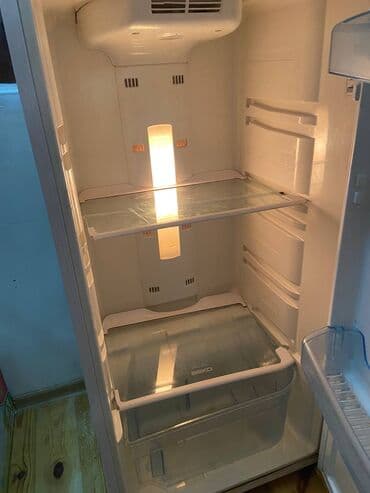 ZİL: İşlənmiş 2 qapılı Beko Soyuducu Satılır, rəng - Ağ — 2