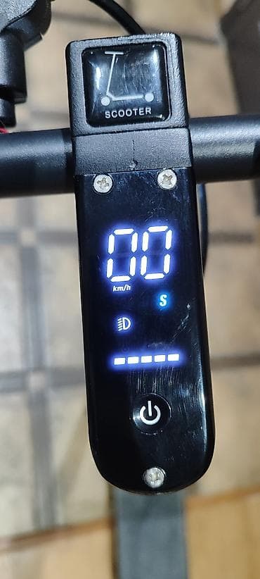 velosiped 28 type 1 per page 100: İdeal vəziyyətdədir. Maksium sürət 35 .Mesafe 25-30 km.Real alıcıya — 3