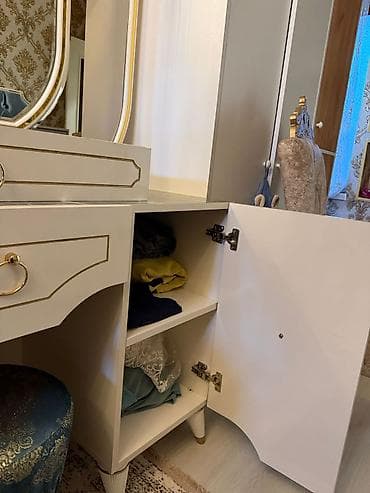 mdf panel: Klassik üslubda yataq otağı mebel dəsti - Rəng: krem-ağ, qızılı naxış — 2