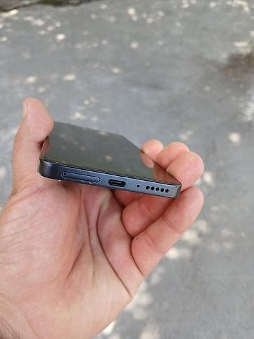 dinamik dayağı: Redmi 128 GB, rəng - Qara, Sensor — 4