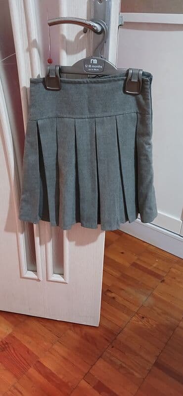 məktəb çantaları və qiymətləri: Tezedi geynilmiyib 25m almisam razmer 9 turkiyenindi forma deyisilib — 1