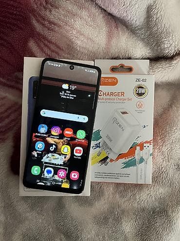 p smart ekran: Samsung Galaxy A52, 128 GB, rəng - Qara, Barmaq izi, Face ID — 2