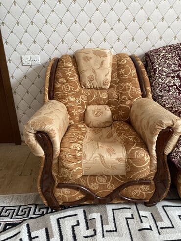 kohne divan aliram: Di̇van-kravat, İşlənmiş, Açılan, Bazasız, Parça, Çatdırılma yoxdur — 3