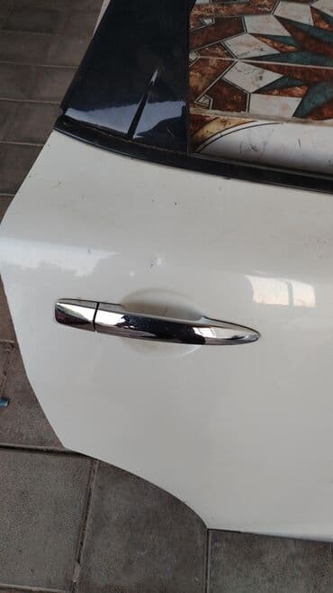 Mühərrik və mühərrik detalları: Sol ön, Nissan S AWD, 2012 il, Yaponiya, Ünvandan götürmə — 1