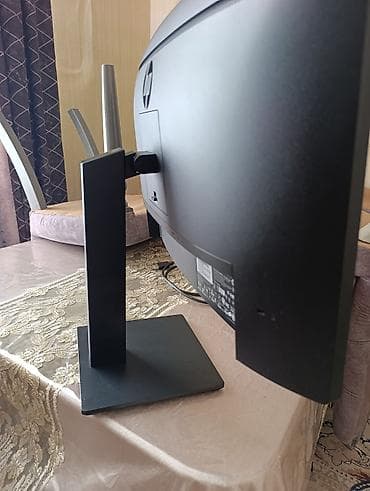 dispenser satilir: HP manitor ekranda yungul cizgiler dusub detal kimi satilir ekran — 2