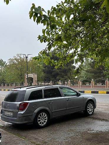 lada 2104 for sale: Bir sözlə otur sür maşındı heçbir xərc tələb etmir barter var — 2