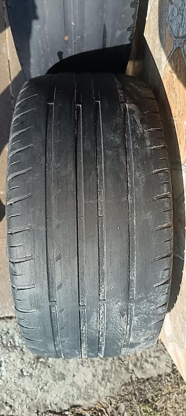 Məhsul: Avtomobil təkəri - Tip: Yay/performans tipli yol təkəri -