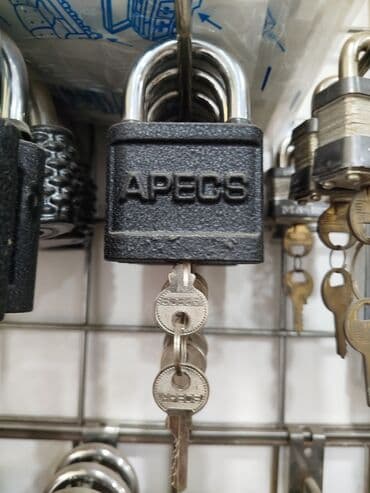 qapi acari: APECs asma qıfıl - Korpus: qalın, möhkəm metal gövdə, korroziyaya — 1