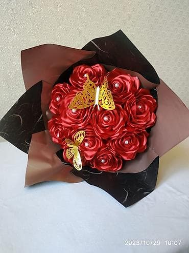 balaca gül buketi: Atlas lentlərdən solmayan güllər 11 ədədi 15 m — 2