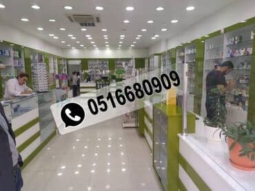 Aptek vitrinləri yığılması