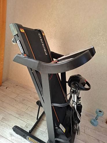 qaçış bandı: Ferro Fitness qaçış trenajoru tep teze kimidi hecbir pirablemi yoxdu — 3