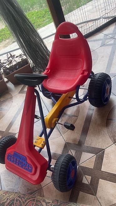 deri plas: Uşaq pedallı velomobil – GTOYS Speedcar - Rənglər: qırmızı korpus və — 2