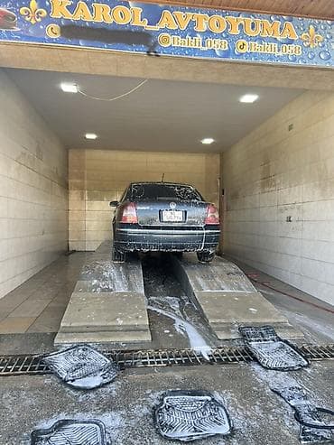 2107 stop: Volkswagen Passat: 1.8 l | 2002 il Sedan — 4