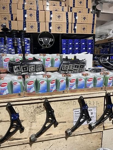 Подвески, ходовые части: Məhsul: Avtomobil ehtiyat hissələri və aksesuarları Təsvir: - — 1