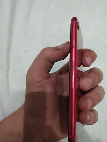 hd recorder: IPhone SE 2020, Qırmızı, Simsiz şarj — 4