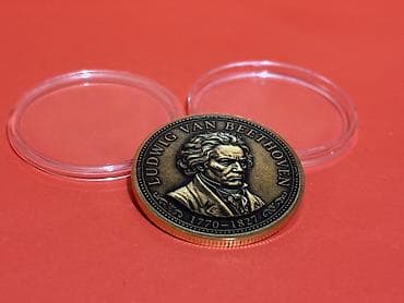classi: Beethoven xatirə medalı – “Classical Music Legacy” seriyası - Ön üz — 9