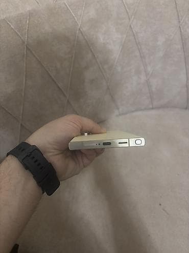 samsung galaxy z fold 3: Samsung Galaxy S23 Ultra, rəng - Qızılı, Simsiz şarj — 9