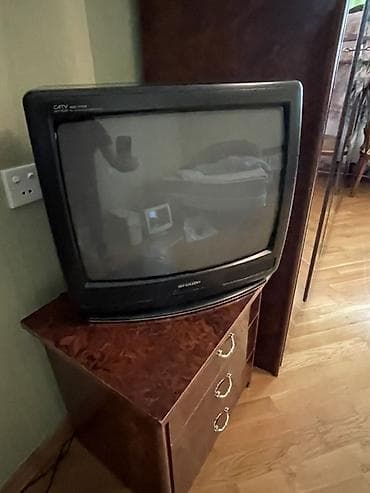 diaqonal: Televizor Sharp — 1