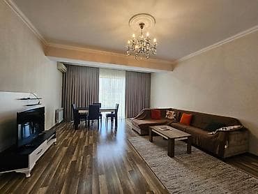 modul tipli ev: Geniş və işıqlı mənzil – zövqlə döşənmiş parket, sakit rəng palitrası — 3