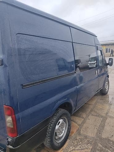 ford mondeo2001: Ford Transit: 2.4 l | 2007 il 300000 km Van/Minivan — 5