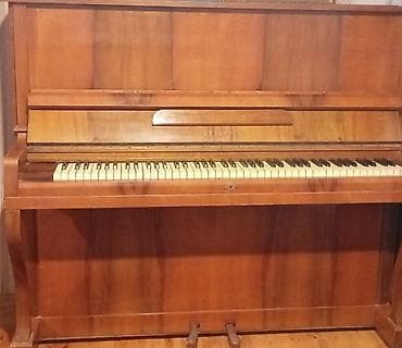 dəst mebel: :2-ci əl Belarus "Piano tam işləkdir." "Bütün dilləri səs verir." "Heç — 1