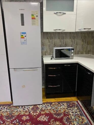 kiraye ev hezi aslanov: Ev Həzi Aslanov metro terefde yerləsir ailəyə və xanımlar verilir evdə — 8