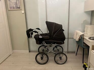 usaq ucun qolbaqlar: Çıxarıla bilən beşikli araba, Yaş: 30 ay — 2