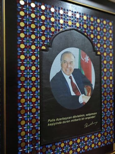 polis şəkilləri: Heydər Əliyev - Polis haqqinda. (Əl işi) Şəkil həkk olunmuş təbii — 4