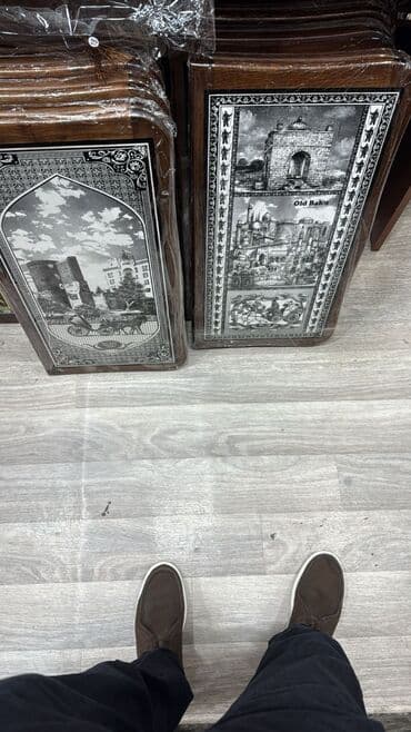 Спортивные игры: Məhsul: Naxışlı taxta nərd-taxtası (backgammon) və şahmat dəstləri — 6