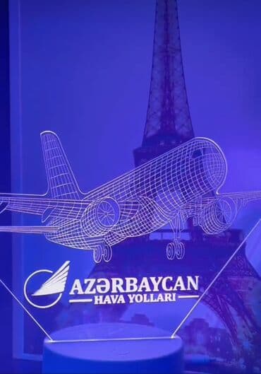 светящийся spinner (спиннер): Samalyot işıqlı suvenir hem tokla hem batareya ilə işləyir.rengleri — 2