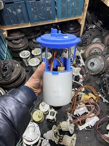 ford transit pompa: Mercedes Benz benzin nasosu Şəhər: Bakı Elanın növü: Ehtiyat — 5