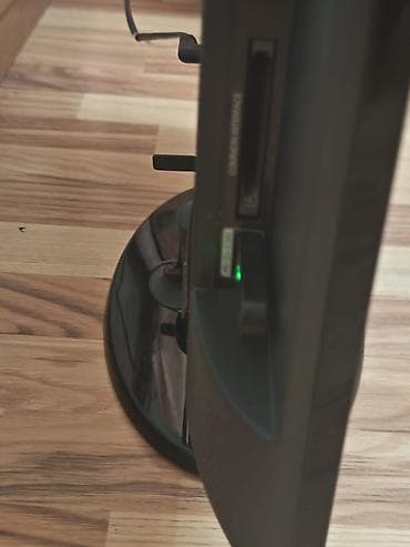 dvd video: İşlənmiş Televizor Samsung LCD Ünvandan götürmə — 2