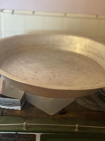 sac satişi: Böyük ölçülü sac tava – yayvan, qalın divarlı, dairəvi forma — 1