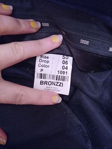 göy rəngli kişi cemperləri: Türkiyə istehsalı Kişi kastyum şalvarı. Razmer : 50.Rəng Tünd göy — 8