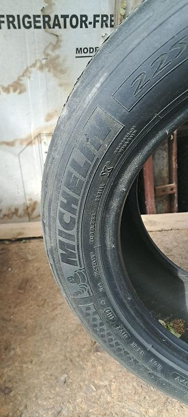 07 sekileri: Şin Michelin 225 / 55 / R 17 — 4