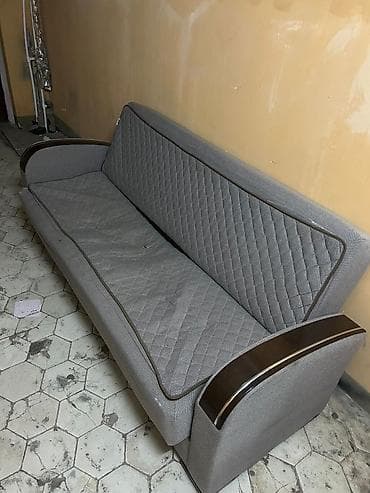 Embawood divan acilir baza var. qiy 50 man. unvan Insaatcilar