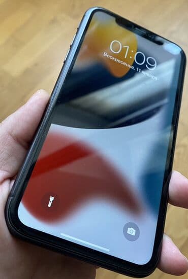iphone 11 satilir: IPhone 11, Qara, Face ID — 3