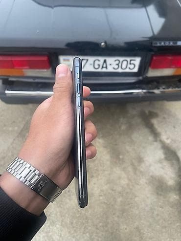 canon 5d mark iv: IPhone 11 Pro, Space Gray, Qırıq — 6