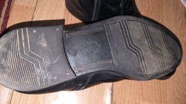 kişi qış ayaqqabıları: Qış sapaçkisi təmiz dəri 41 razmer az geynilib 40man içi isdi mexli — 2