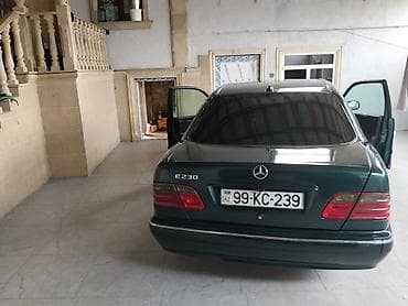 canqan avto: Mercedes-Benz E 230: 2.3 l | 1998 il Sedan — 6