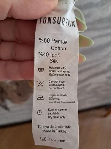 ic geyim: TONSURTON qadın bluzası Ölçü 40-42 - Model: Yüngül, axıcı kəsim — 4